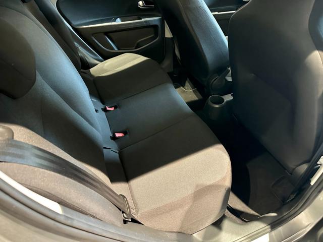 VOLKSWAGEN up! usata, con Lettore CD