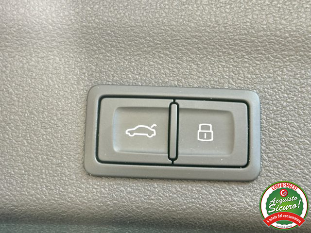AUDI A6 usata, con Autoradio digitale