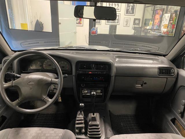 NISSAN Pick Up usata, con MP3