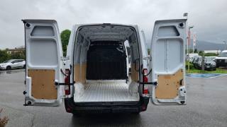 NISSAN NV400 usata, con Autoradio digitale