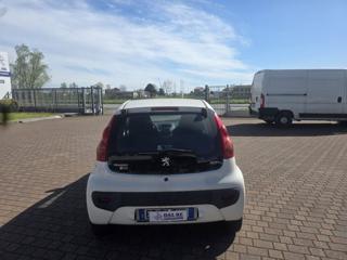 PEUGEOT 107 usata, con Servosterzo