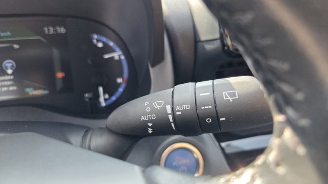 TOYOTA Yaris Cross usata, con Volante multifunzione