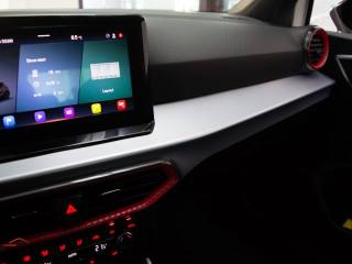 SEAT Arona usata, con Luci diurne