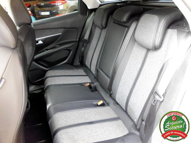 PEUGEOT 3008 usata, con Cruise Control