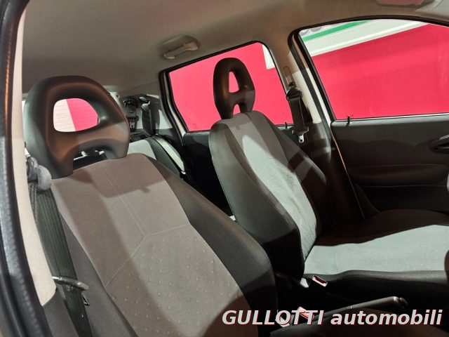 FIAT Punto usata 14