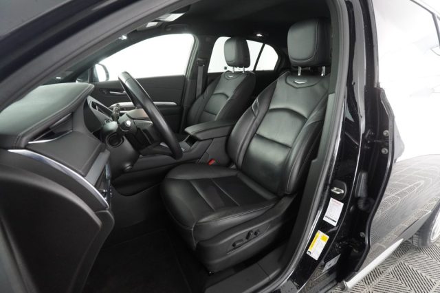 CADILLAC XT4 usata 8