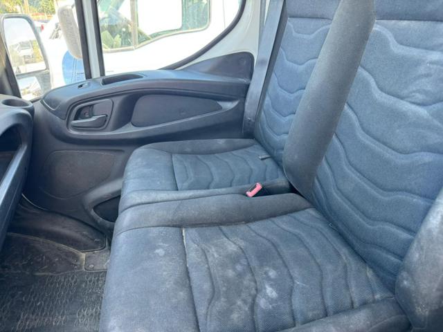 IVECO Daily usata 10