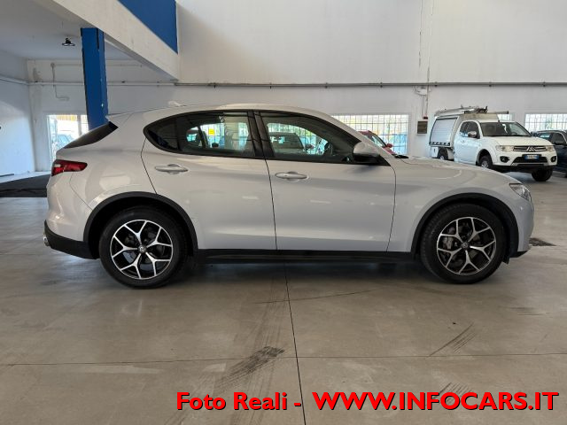ALFA ROMEO Stelvio usata, con Chiusura centralizzata