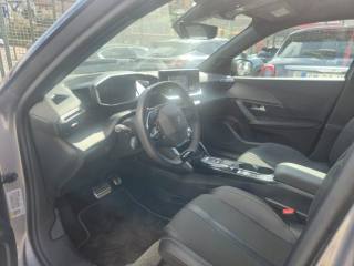 PEUGEOT 2008 usata, con Climatizzatore