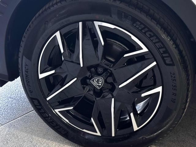 PEUGEOT 3008 usata, con Sedile posteriore sdoppiato
