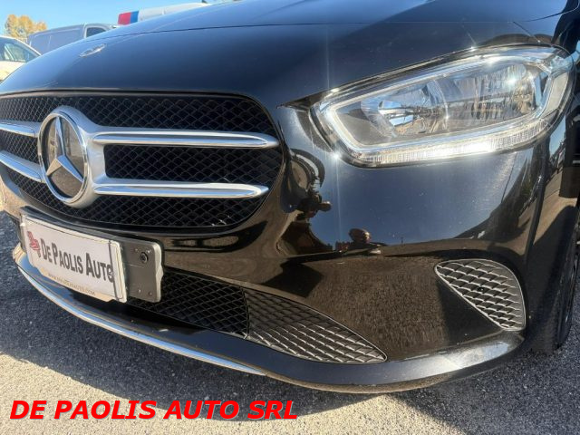 MERCEDES-BENZ B 180 usata, con Touch screen