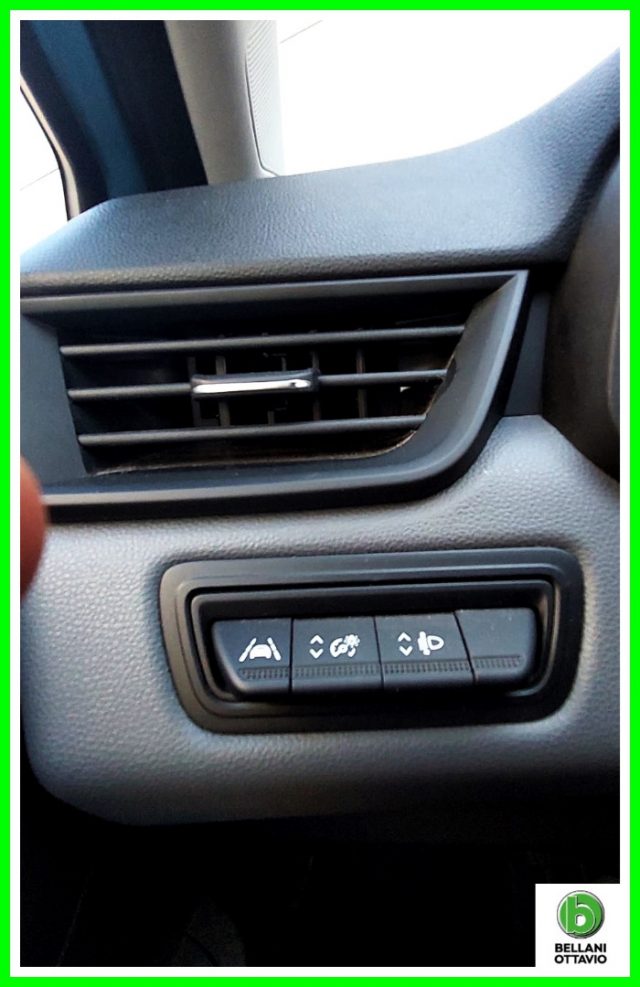 RENAULT Clio usata, con Servosterzo