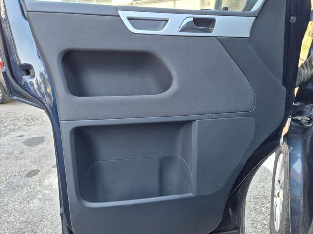 VOLKSWAGEN Multivan usata, con ESP