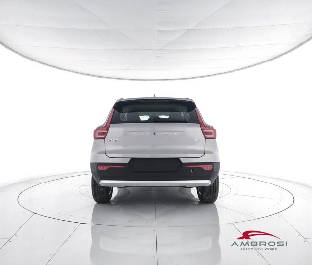 VOLVO XC40 usata 5