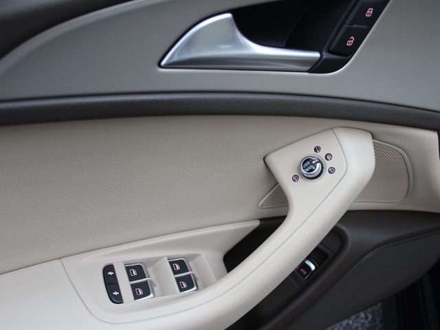 AUDI A6 usata, con USB