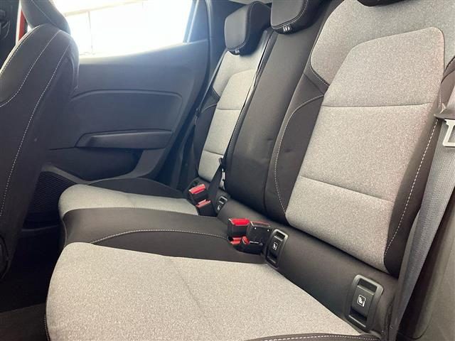 RENAULT Clio usata, con Fari LED