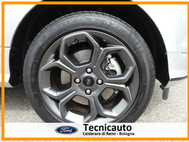 FORD EcoSport usata 26