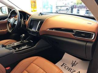 MASERATI Levante usata, con Portellone posteriore elettrico