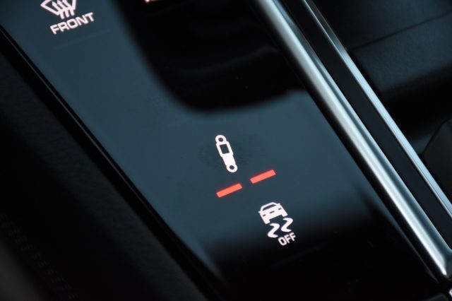 PORSCHE Cayenne usata, con Riconoscimento dei segnali stradali