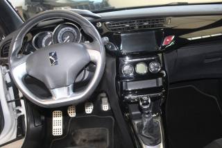 DS AUTOMOBILES DS 3 usata, con Controllo trazione