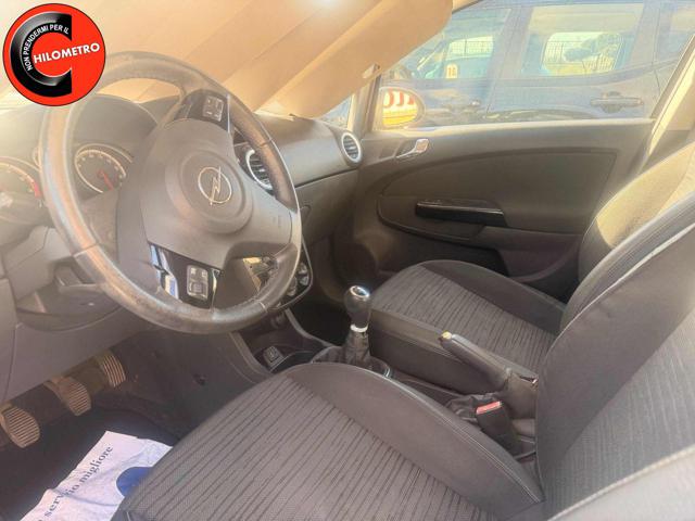OPEL Corsa usata, con Airbag laterali