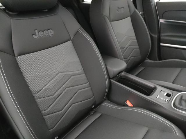 JEEP Avenger usata, con MP3