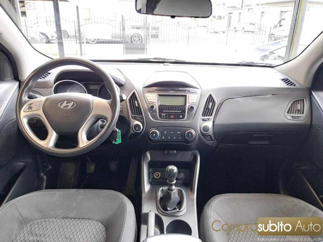HYUNDAI iX35 usata, con Specchietti laterali elettrici