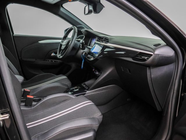OPEL Corsa usata, con Controllo trazione