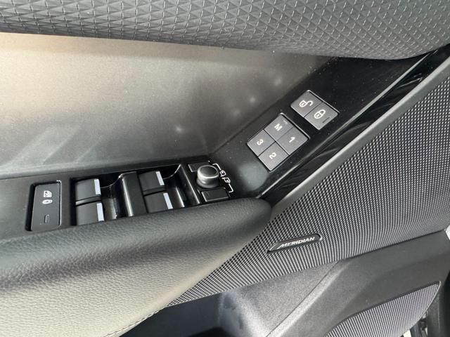 LAND ROVER Range Rover Velar usata, con Boardcomputer