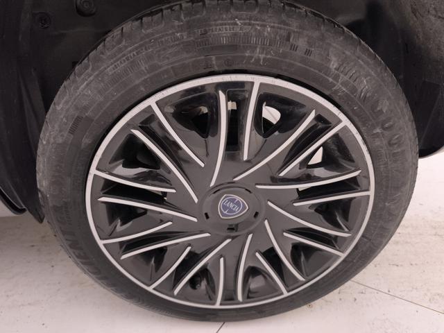 LANCIA Ypsilon usata, con Sedile posteriore sdoppiato