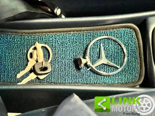MERCEDES-BENZ 220 usata 45