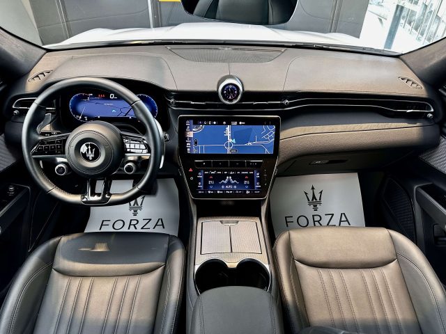 MASERATI Grecale usata, con Sistema di navigazione
