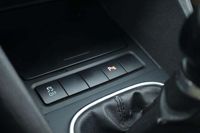 VOLKSWAGEN Golf usata, con Specchietti laterali elettrici