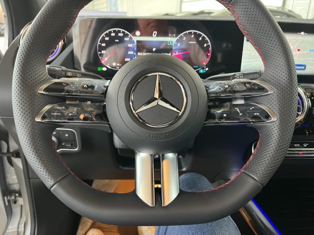 MERCEDES-BENZ GLA 200 usata, con ESP