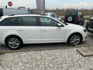 SKODA Octavia usata, con Autoradio