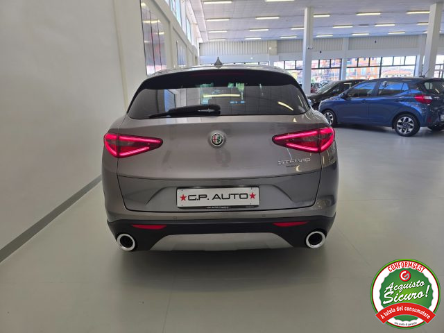 ALFA ROMEO Stelvio usata, con Autoradio