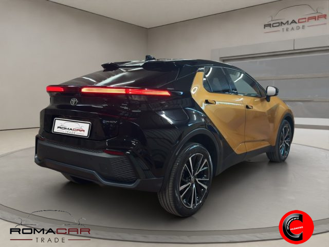 TOYOTA C-HR usata, con Autoradio