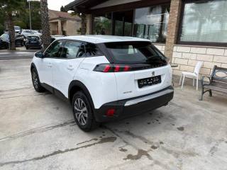 PEUGEOT 2008 usata, con Autoradio