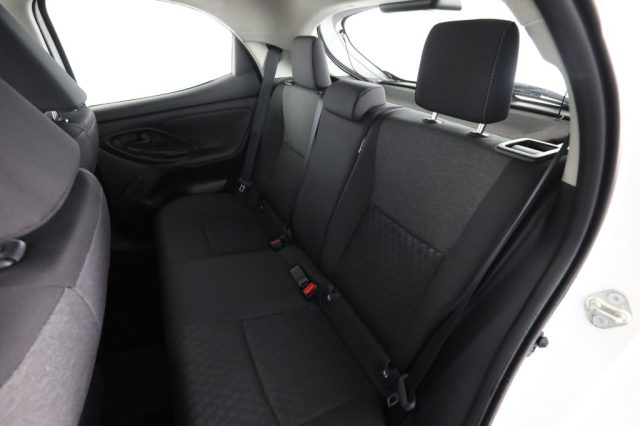 TOYOTA Yaris usata 3