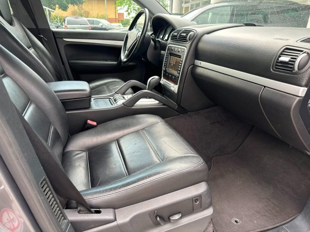 PORSCHE Cayenne usata, con Cerchi in lega