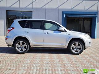 TOYOTA RAV 4 MY23 usata, con Boardcomputer