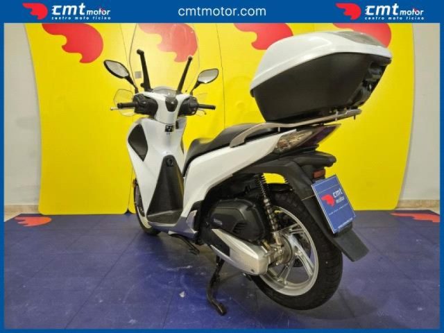 HONDA SH 125 usata 6