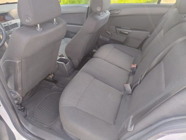 OPEL Astra usata, con Sensore di pioggia