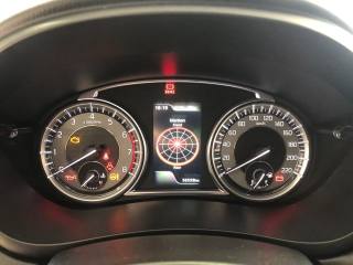 SUZUKI S-Cross usata, con Sedile posteriore sdoppiato