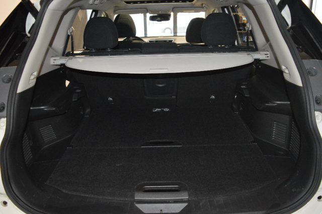 NISSAN X-Trail usata, con Autoradio