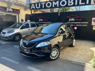 LANCIA Ypsilon 1.2 69 CV 5 porte Platinum