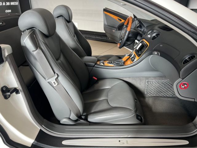 MERCEDES-BENZ SL 500 usata, con Sistema di navigazione