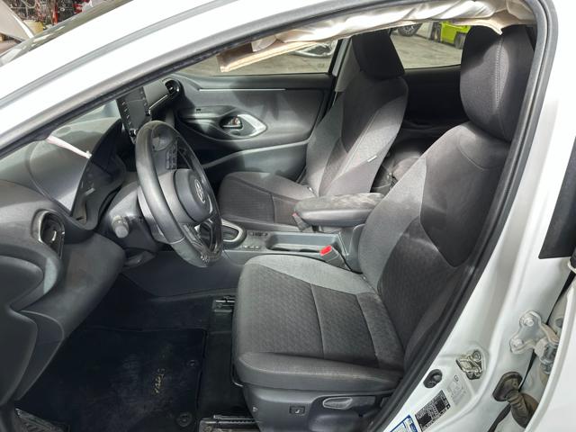 TOYOTA Yaris usata, con Servosterzo