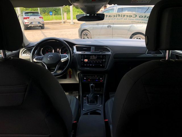 VOLKSWAGEN Tiguan usata, con Hill holder