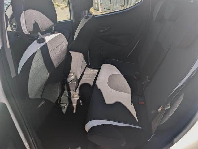 LANCIA Ypsilon usata, con Fendinebbia